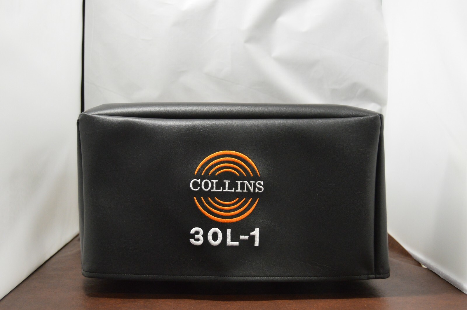 Collins 30L-1 Signature Series round emblem Amateur Radio Dust Cover