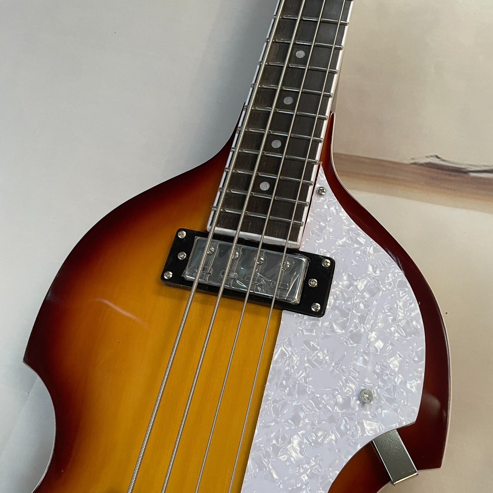 Hot sale Lgnition New 4-strings BBT Electric Bass Guitar VS Flamed Maple Top