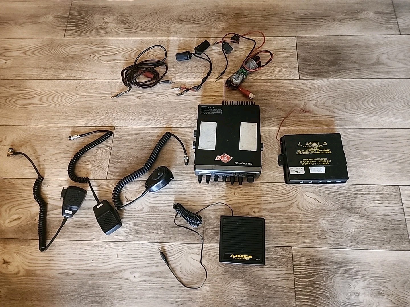Ranger RCI-6300F150/6900 Hybrid 10M Radio + CDL Amplified Mic KIT Untested