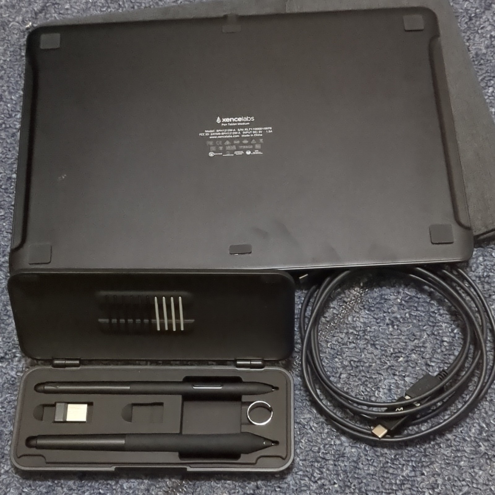 Xencelabs Drawing Tablet Medium USB Graphics Tablet BPH1212W-A