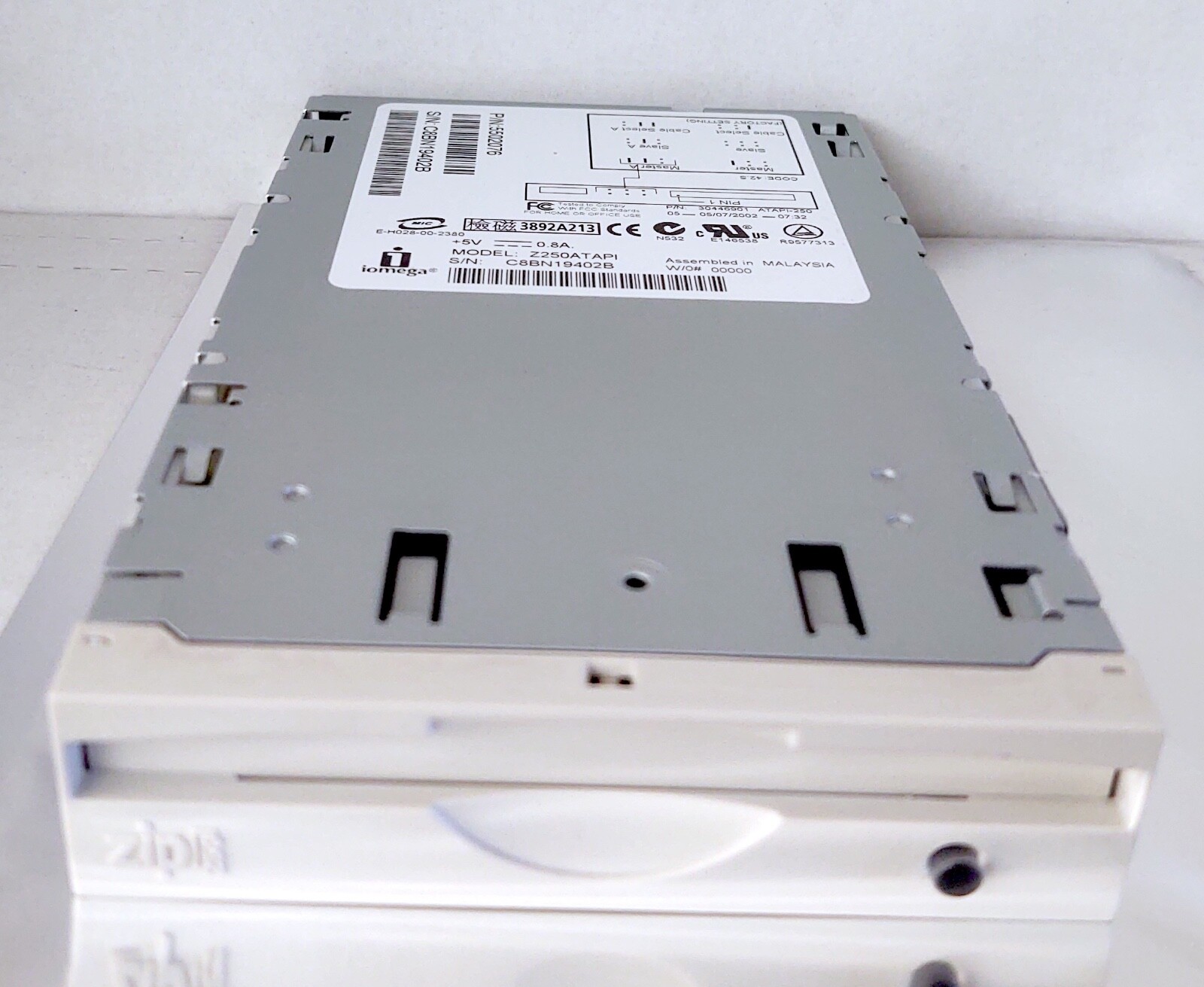 Iomega Internal Zip Drive 250MB Z250ATAPI IDE P/N 5502076