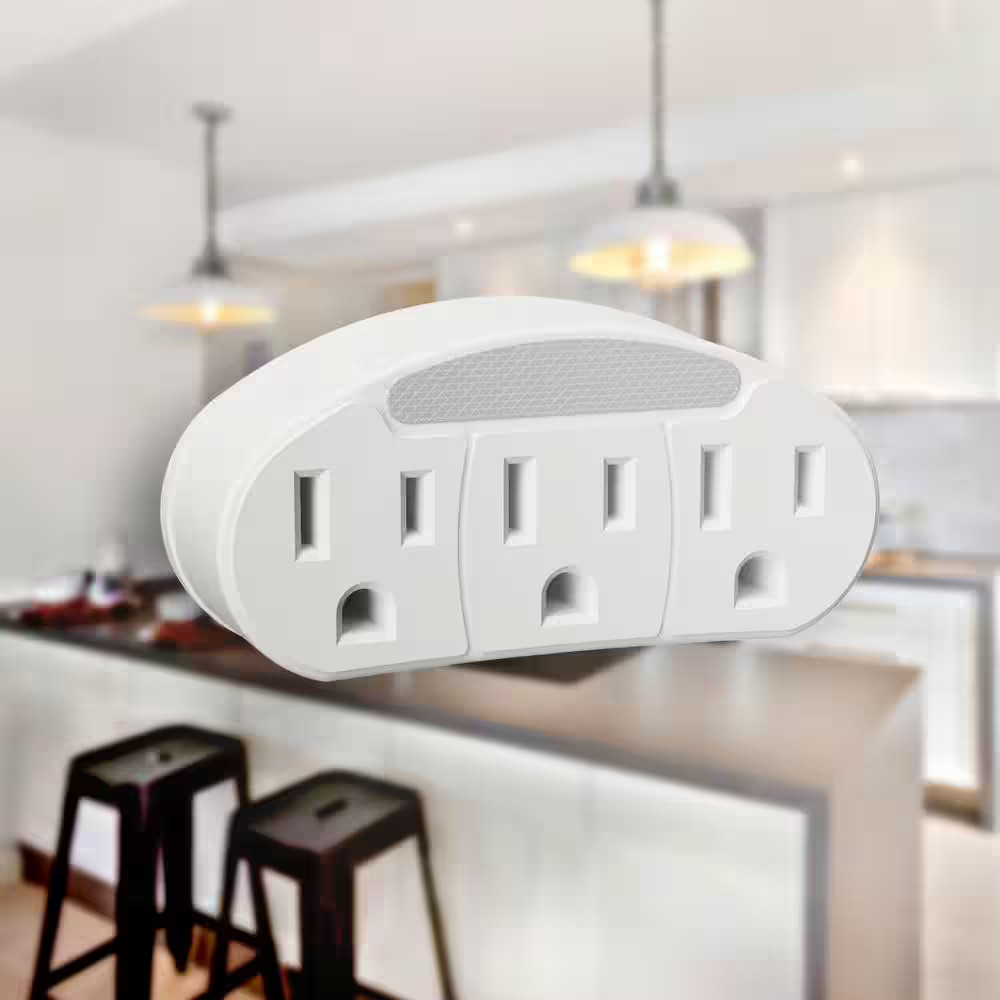 White Outlet Adapter LED Night Light with 3-Grounded Outlets