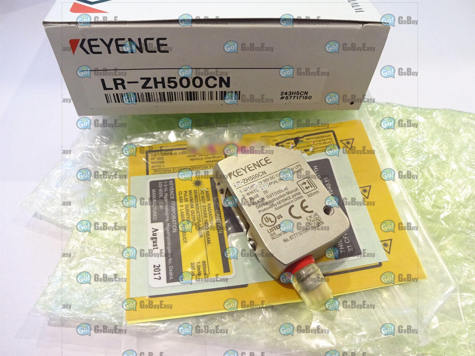 One New KEYENCE laser sensor LR-ZH500CN