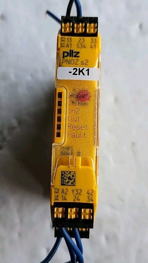 Pilz Safety Relay   PNOZ s2 C 24VDC 3n/o 1n/c with Warranty & Free Shipping