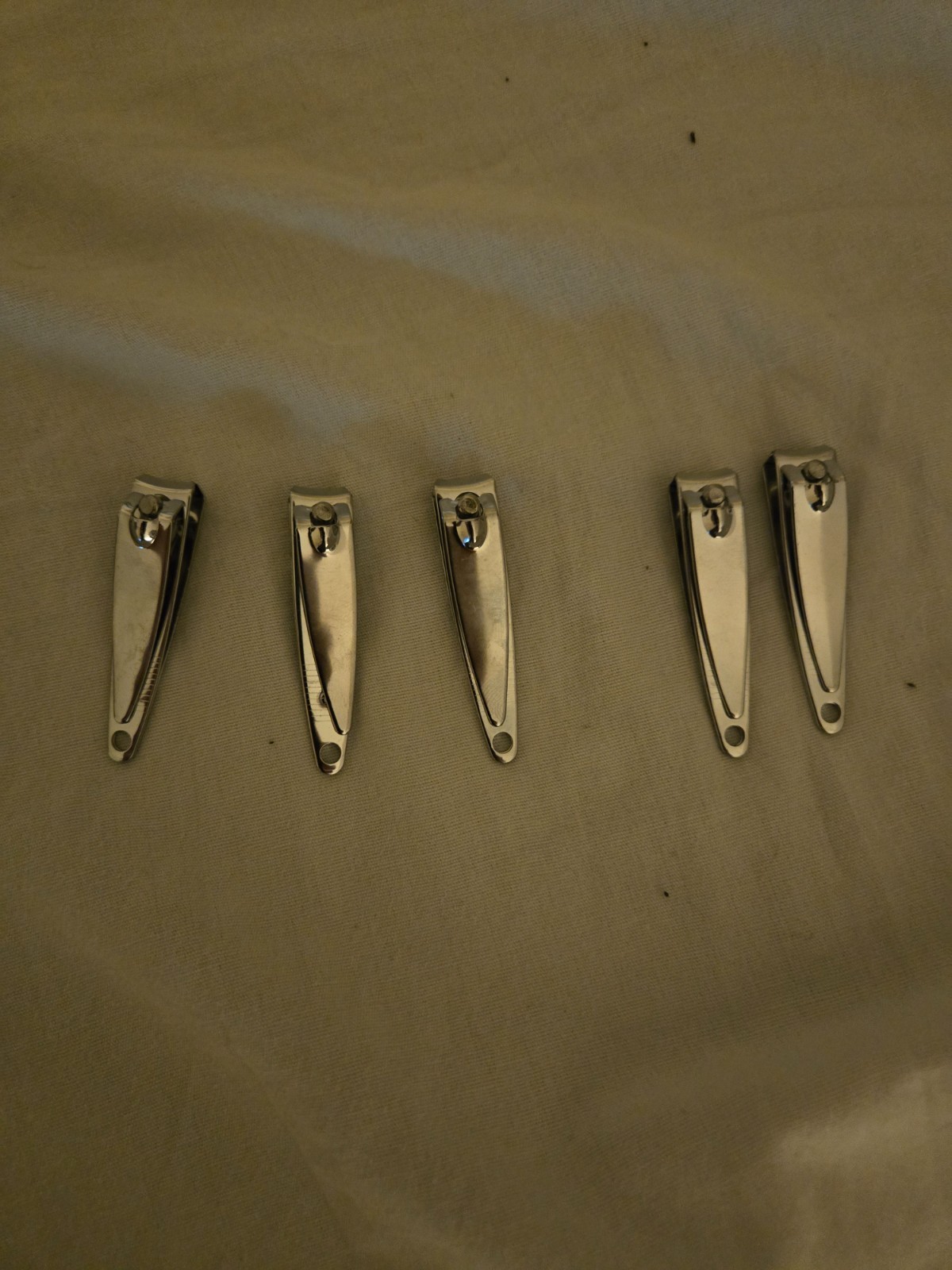 40 Mini Fingernail Clippers