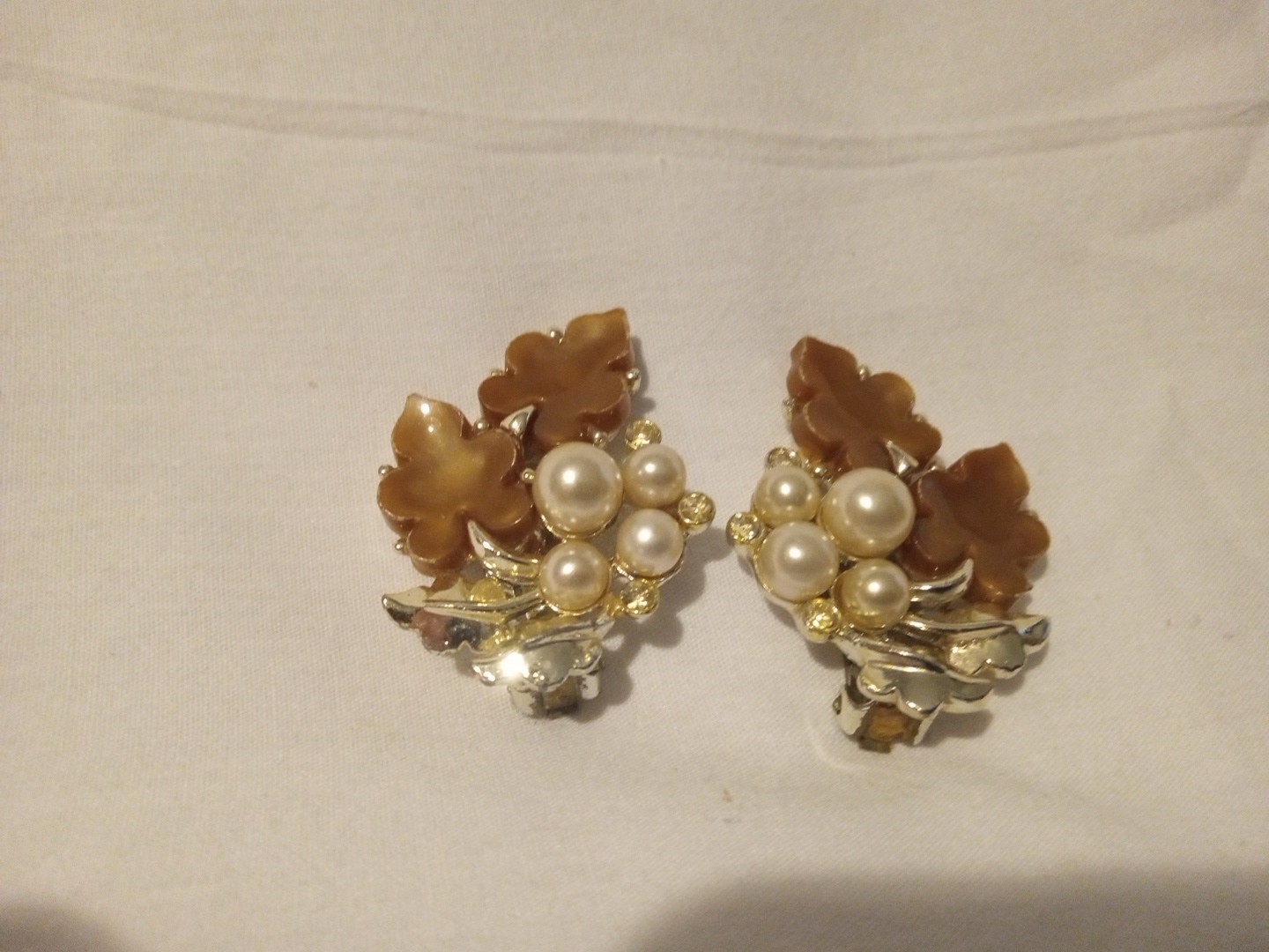 Vintage Beige Thermoset Faux Pearl/ Diamond Clip On Earrings 1 1/2 Inches