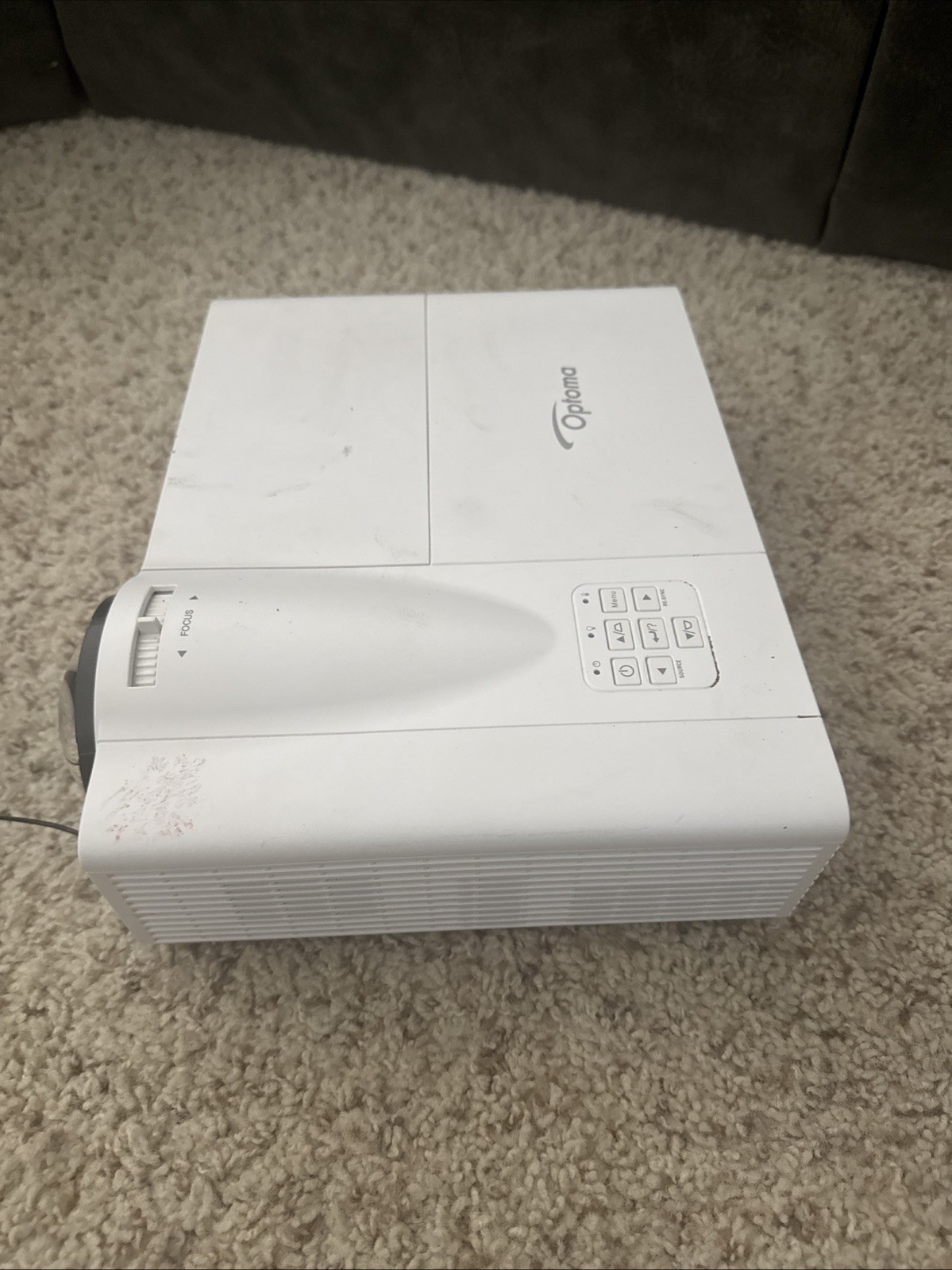 Optima Short Throw Projector, For parts, Powers on, Likely Bad Lens Issue