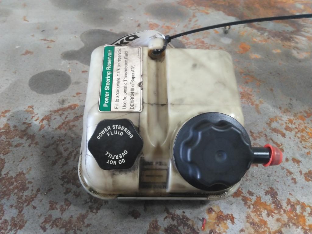 Replaces A14-17924-000 2017 FREIGHTLINER M2 106 POWER STEERING RESERVOIR ,  MD
