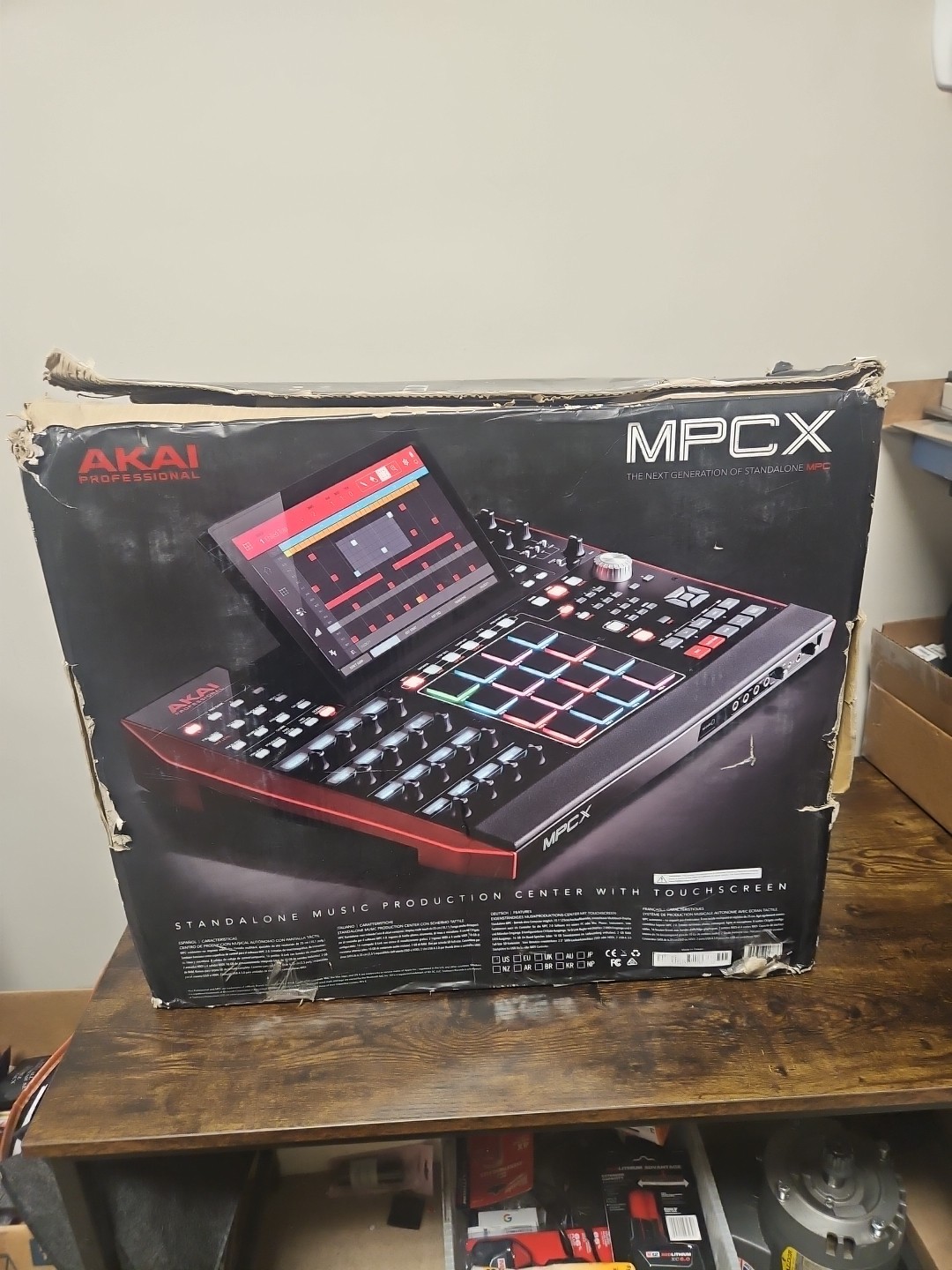 Akai Professional MPC-X Standalone Sampler and Sequencer-USED COND--sw2
