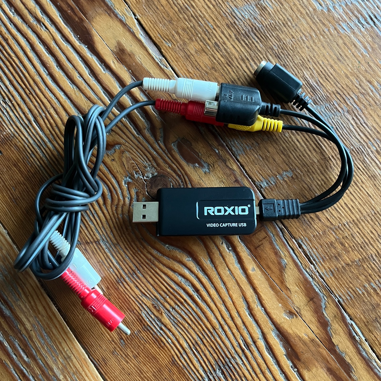 Roxio Video Capture USB UB315-E v3 Analog to Digital Converter RCA S-Video EUC
