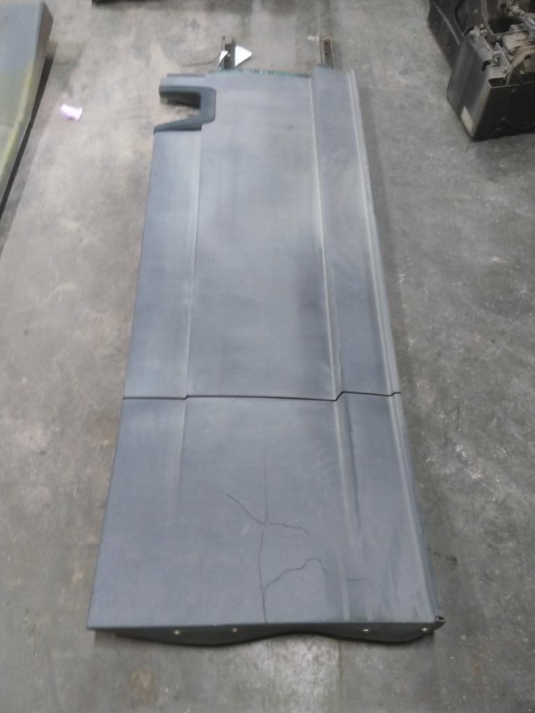 For 2015 FREIGHTLINER CASCADIA 125 SIDE FAIRING Right ,  GA
