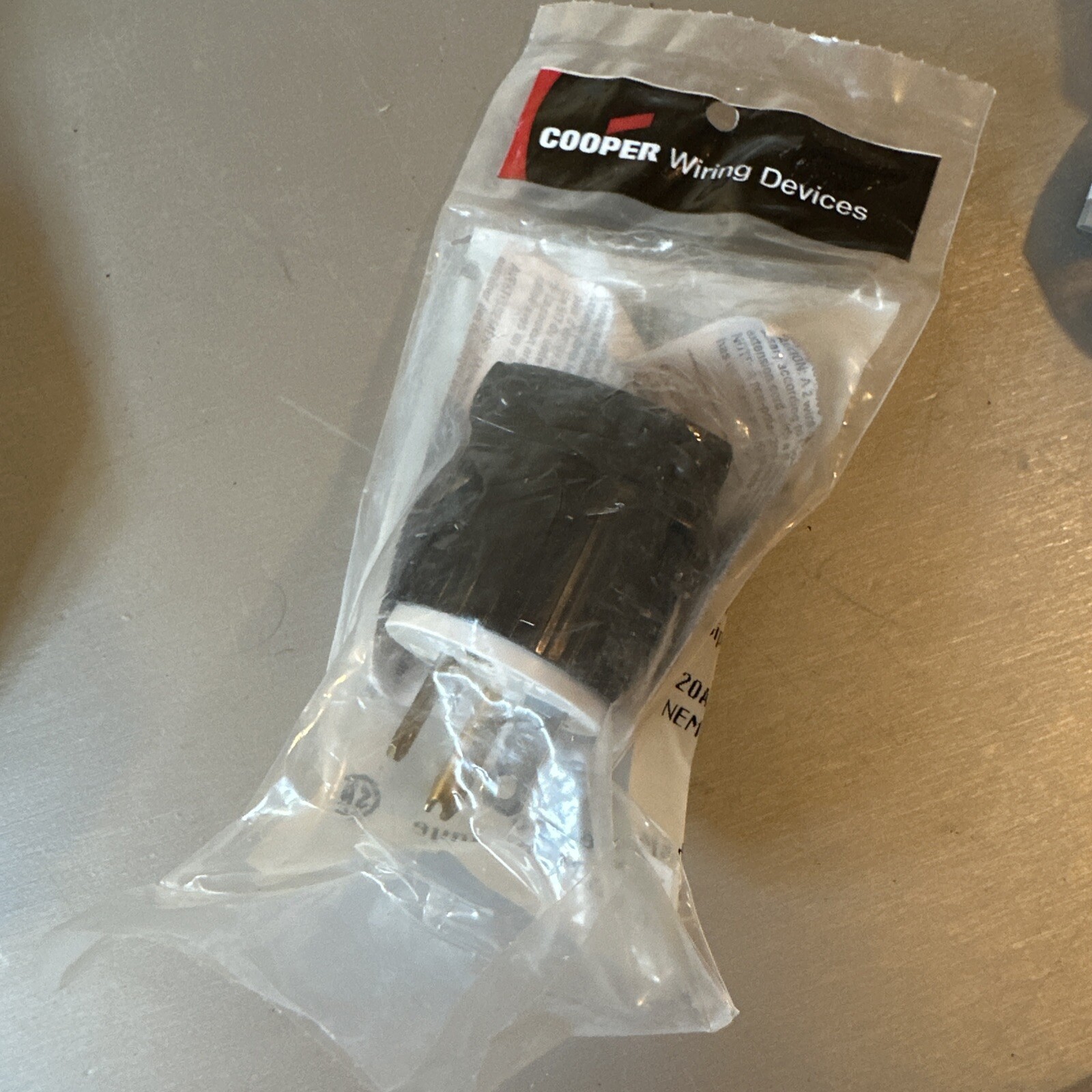 5366 Cooper Industries 3 Wire Grounding Plug, 2-Pole, 20A-125V, NEW