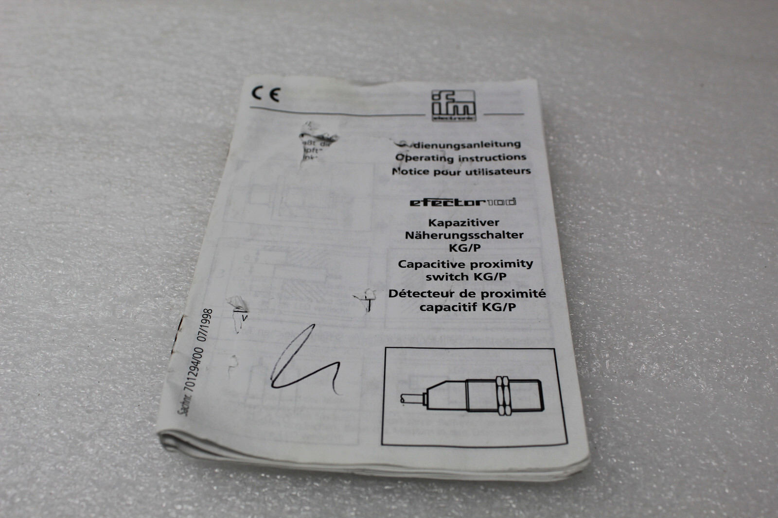 NEW IFM EFECTOR KG5034 KG-3008-FNKG /NI/5M CAPACITIVE PROXIMITY SWITCHES