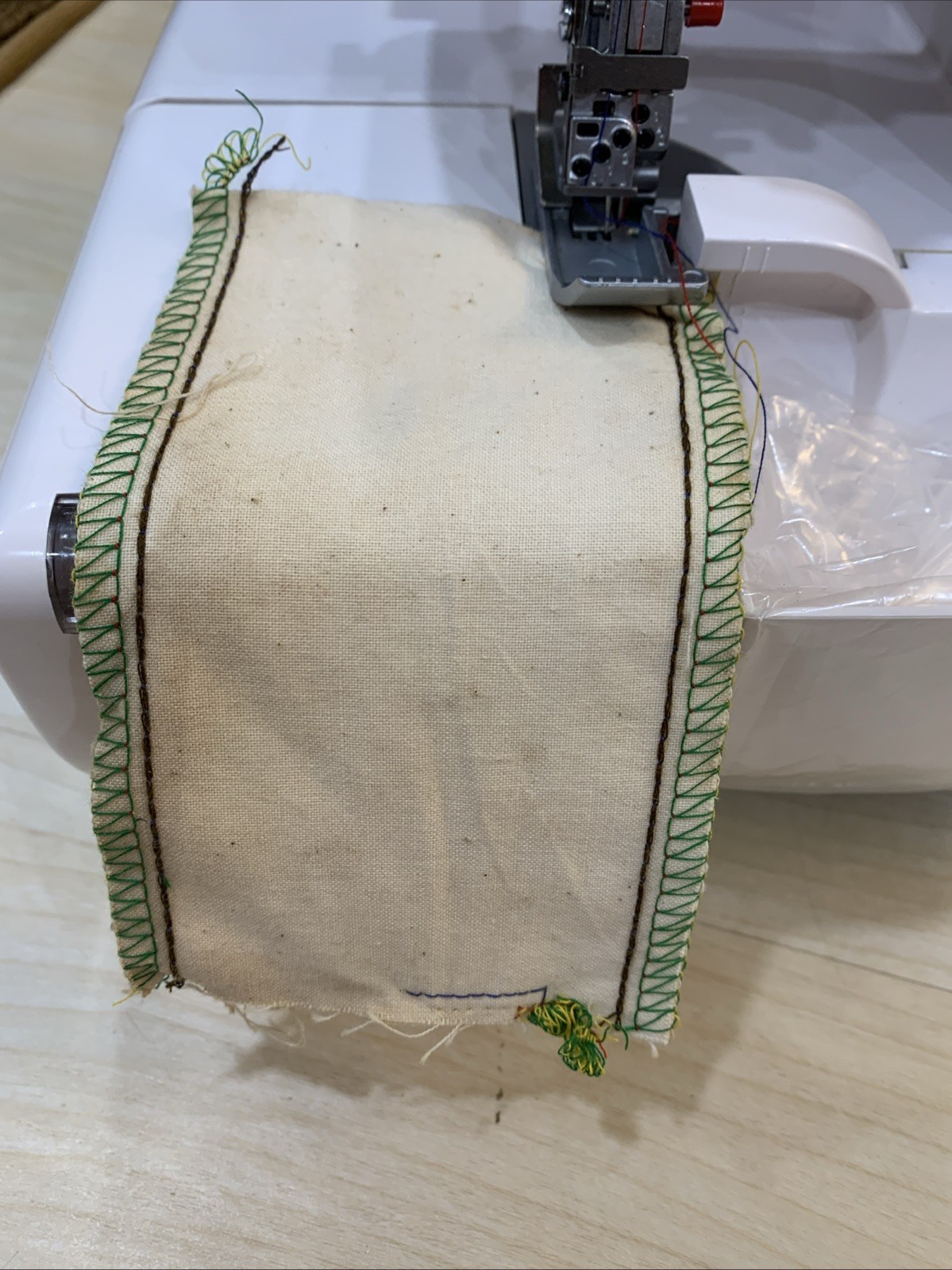 Elna 925 DCX Computerized 5 Thread Serger, Made in Japan!