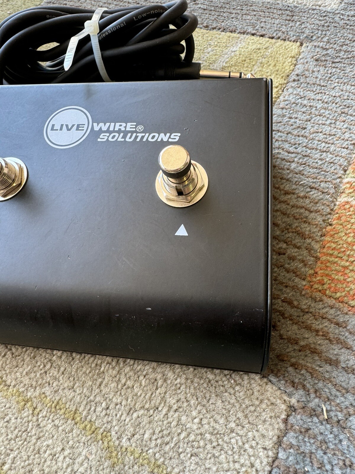 Live Wire Solutions Dual Latching Footswitch FSW22 Guitar Amp Channel AC15 Used