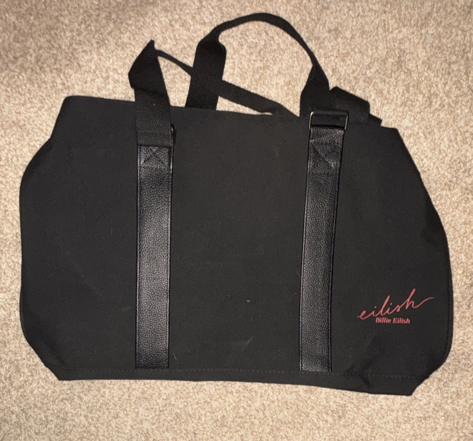 Billie Eilish Eilish Large 25L Black/Red Zip Duffle Gym Bag w/ Strap Logo