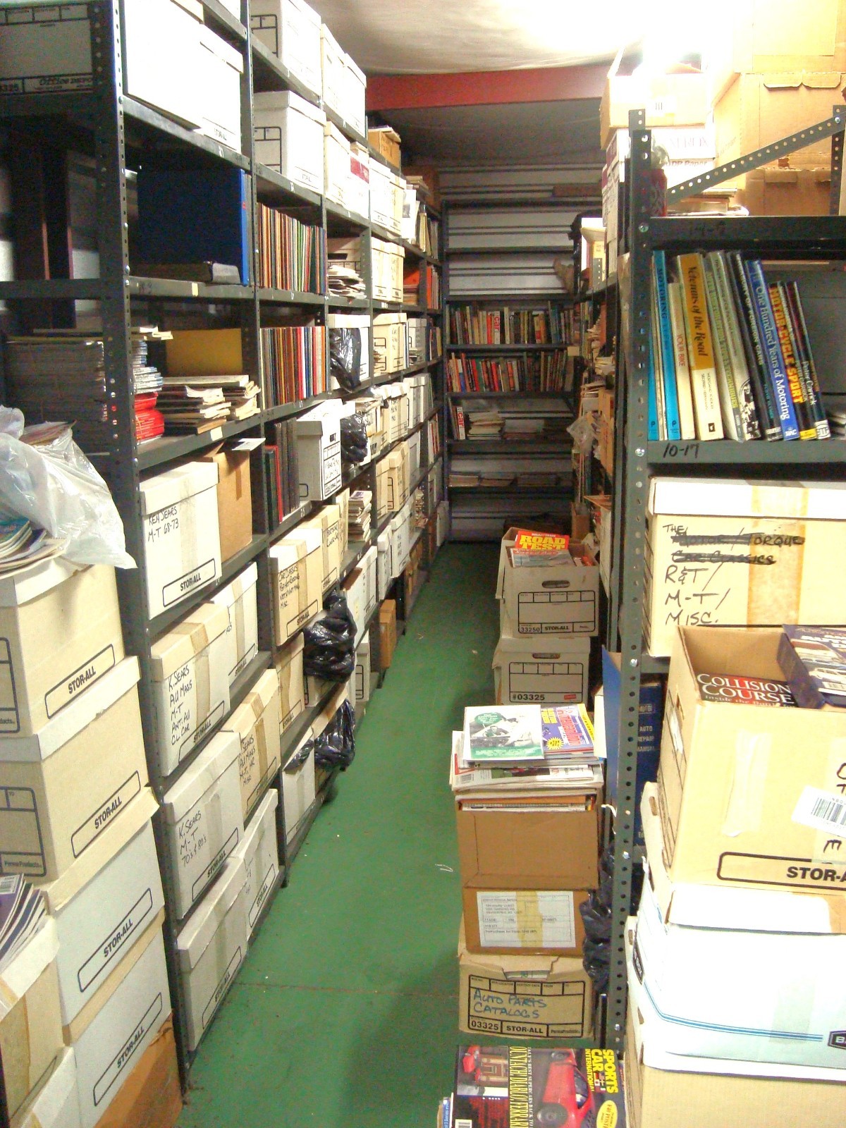 AUTOMOBILIA COLLECTION 8k Items $35k Value BOOKS / MAGS / BROCHURES / RACING etc