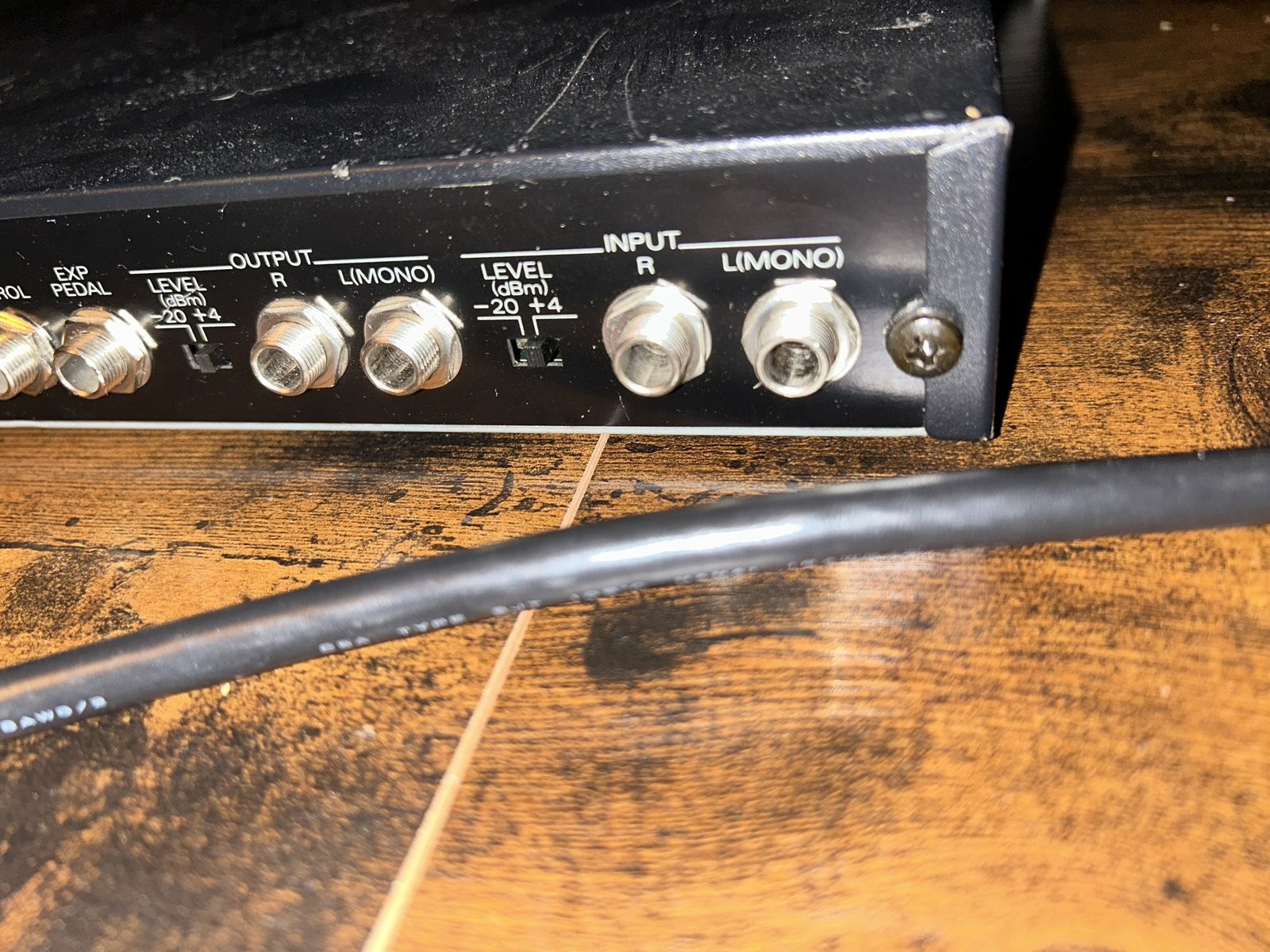 Roland SRV-330 Dimensional Space Reverb - Tested Working 1U Rack