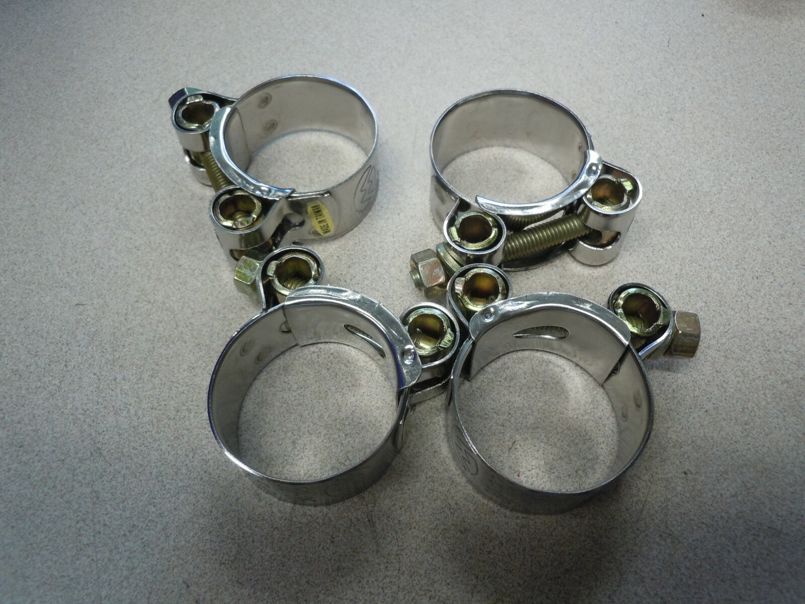 KURIYAMA  TBC-SSC035 T-BOLT CLMP HD SS C 032-035 Lot of 4