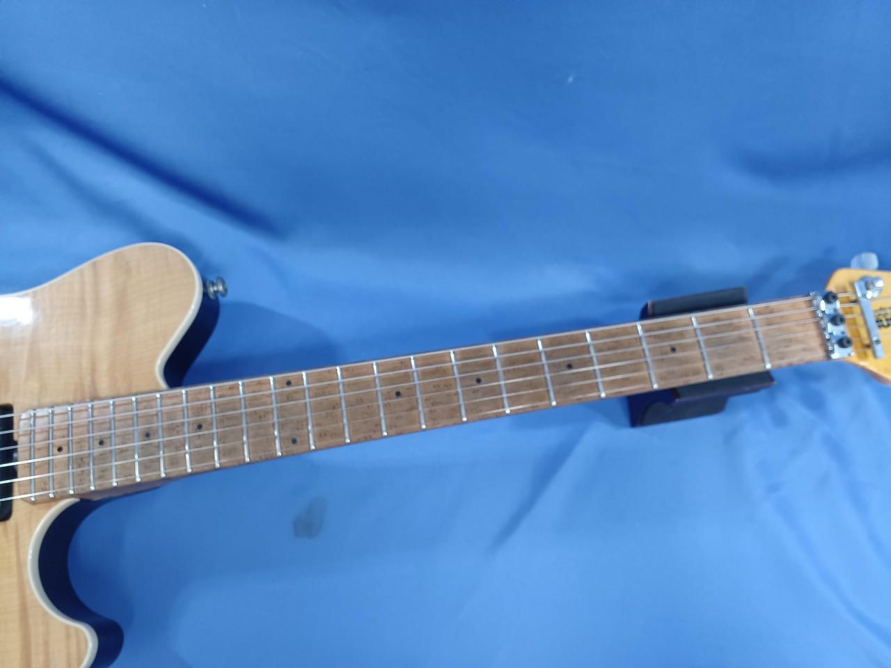 MUSICMAN Electric Guitar AXIS Used