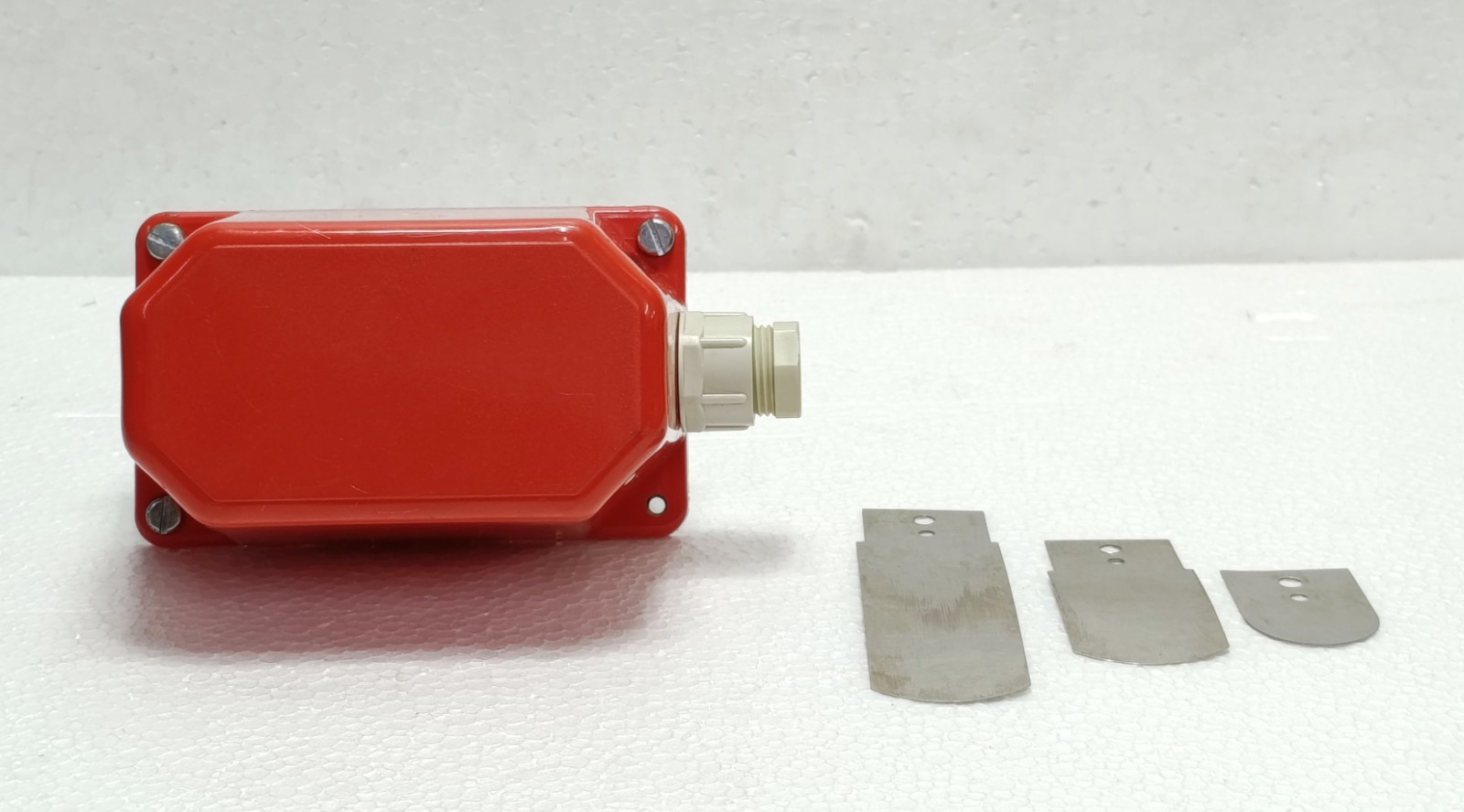 ALRE JSF-1 RE Flow Monitor 250V 5BAR Liquid Flow Switch New Surplus