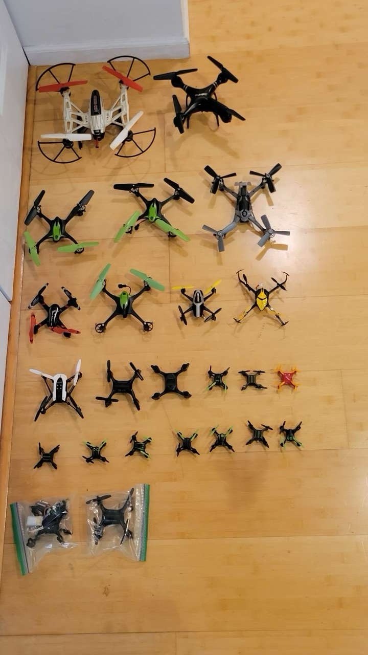 Title: MASSIVE Drones/Fpv drones lot + Controllers + Chargers + LOTS OF PARTS