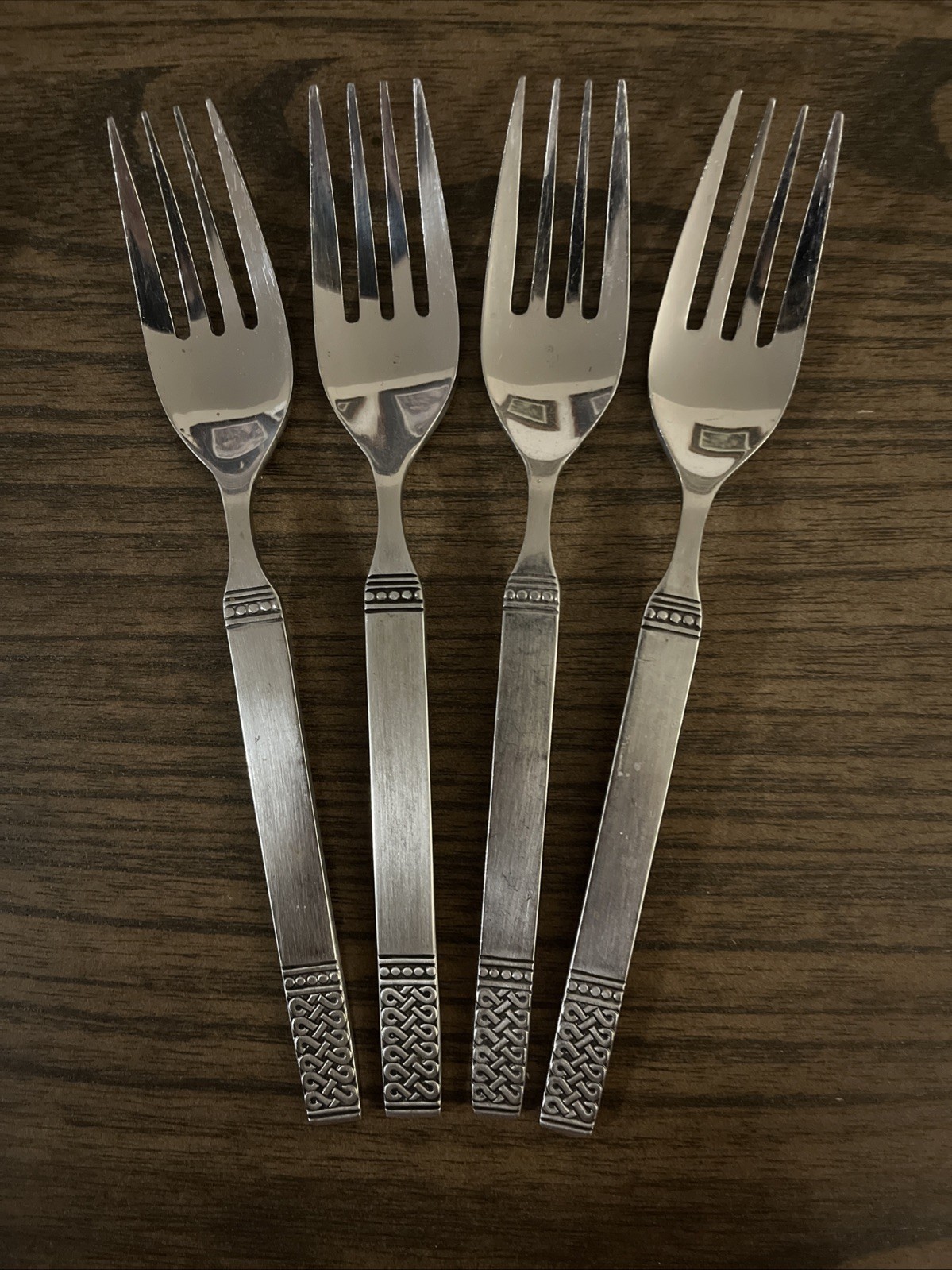 4 MSI DANIKA IRISH / CELTIC KNOT Stainless Dinner Forks (Japan)