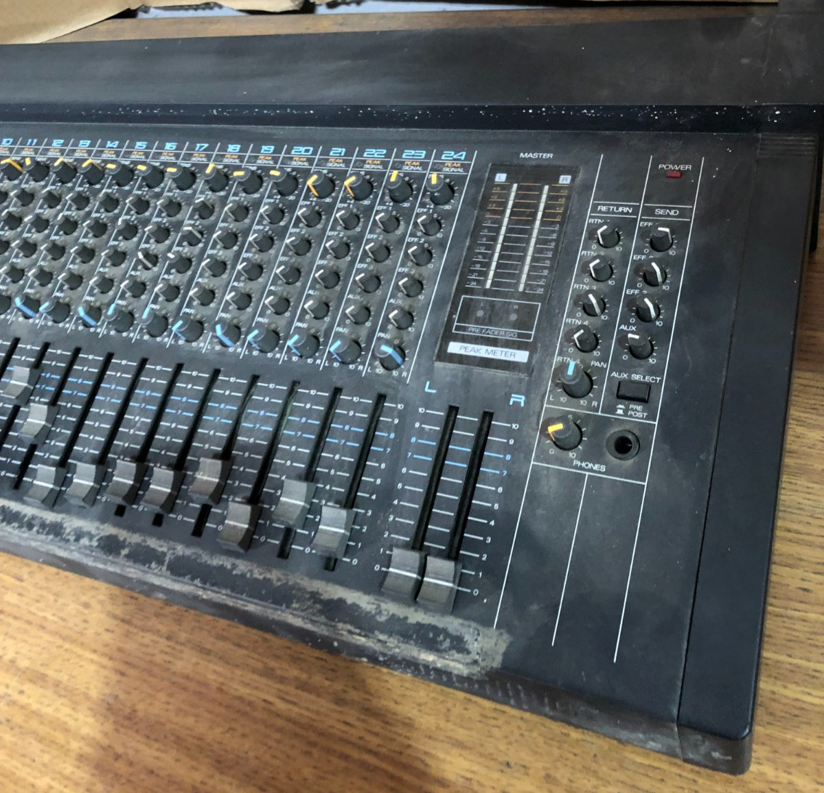 Roland M-240 Line Mixer - Untested