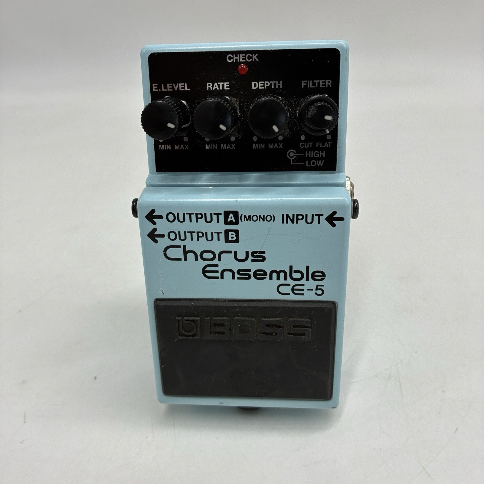 Boss CE-5 Chorus Ensemble Analog Digital Stereo Guitar Effect Pedal