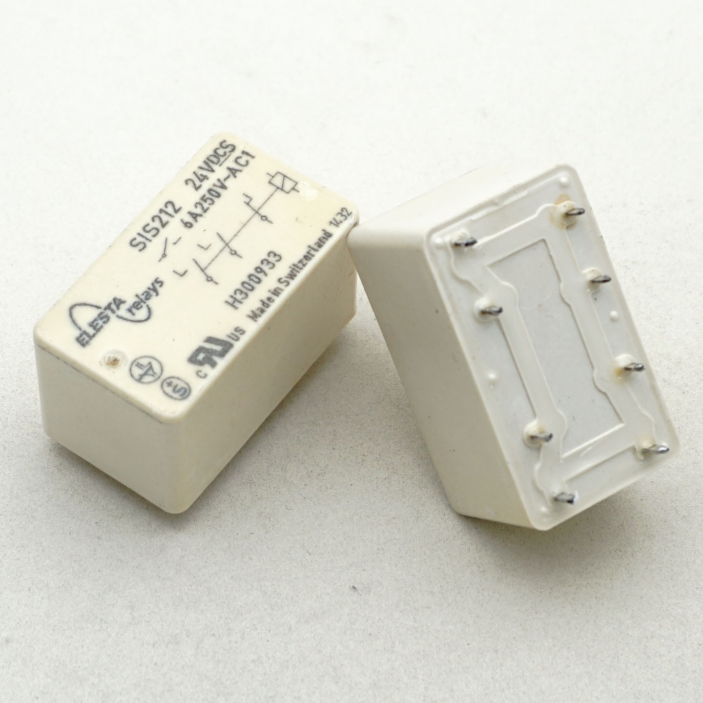ELESTA SIS212 24VDC Power Relay 8 Pins x 1PC