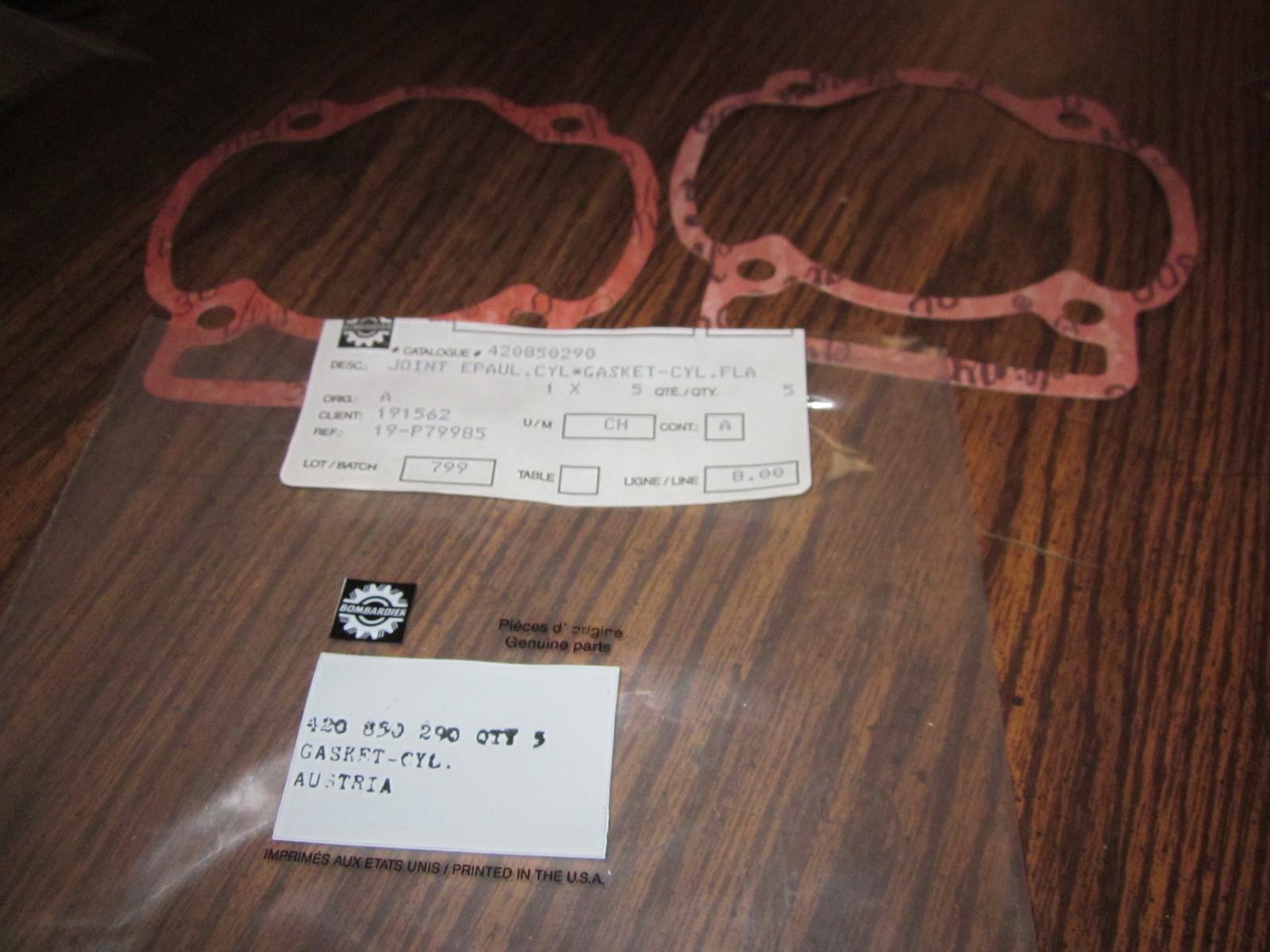 2 Ski-doo Snowmobile Base Gaskets New #420850290