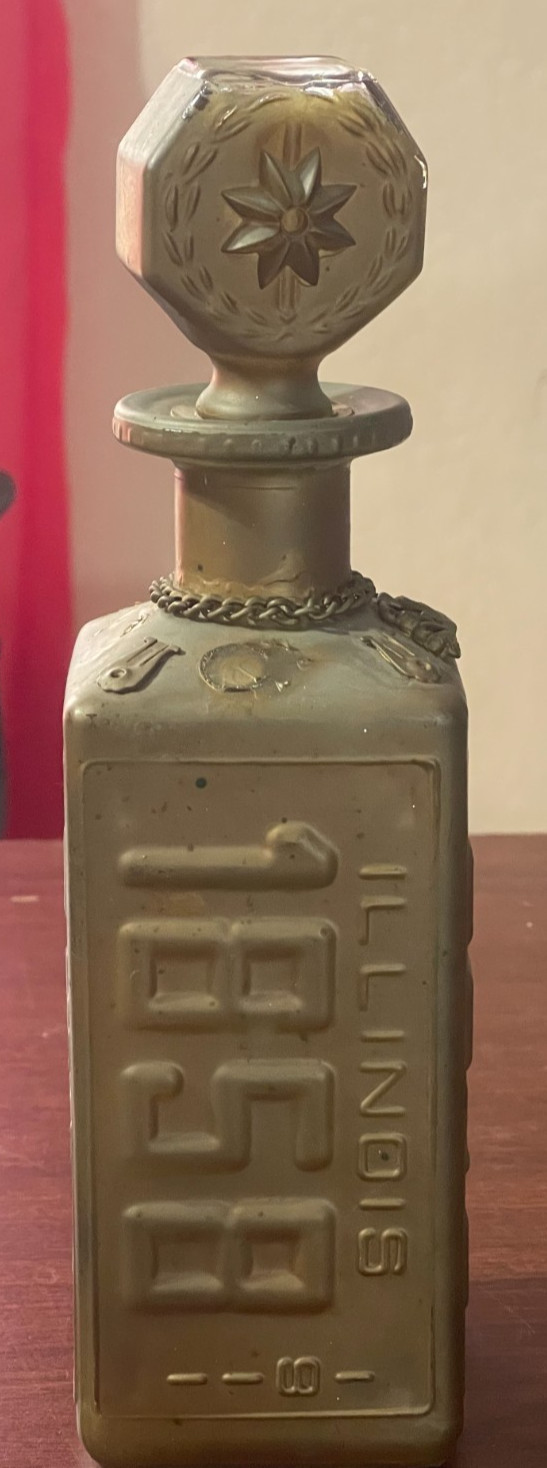 Rare Vintage 1975 Walkers Deluxe Bourbon Liquor Bottle