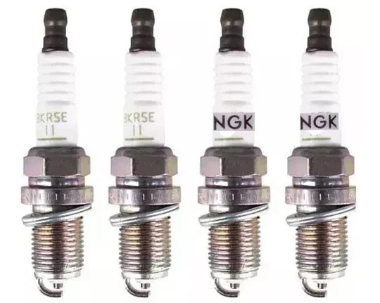 4X Spark Plug BKR5E-11/ BPR7ES For Yamaha VIRAGO 535 XV535 1987-2000