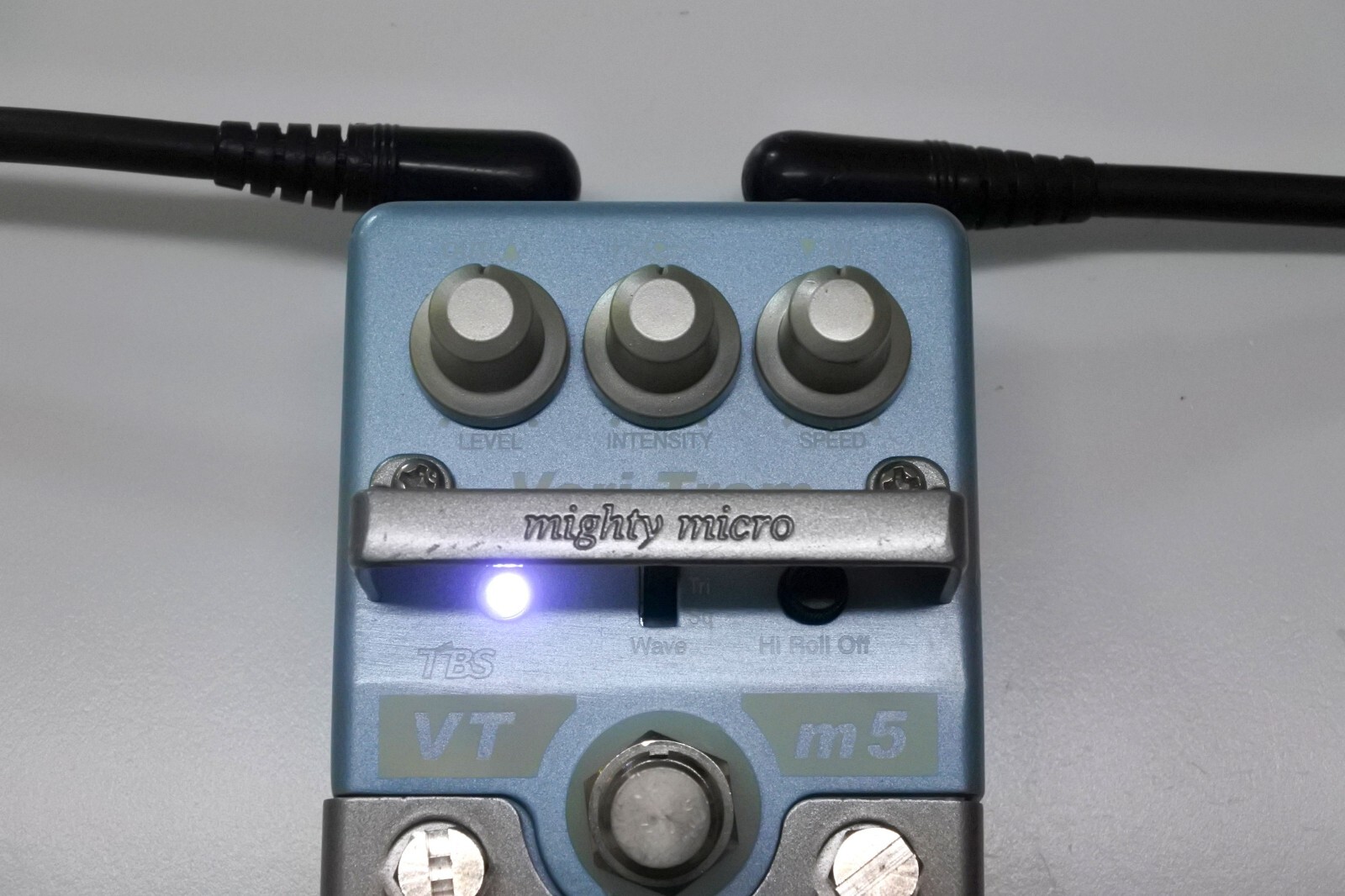 Guyatone VTm5 Veri Trem Tremolo Guitar Effects Pedal MIJ #2 DHL Express or EMS