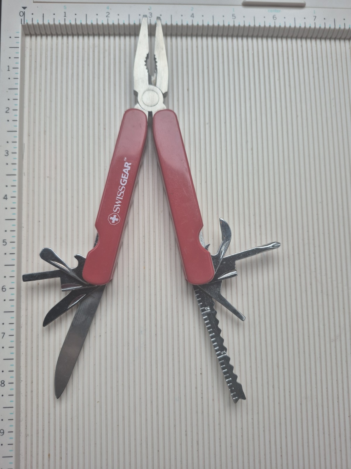 Swissgear Multi-tool With Case