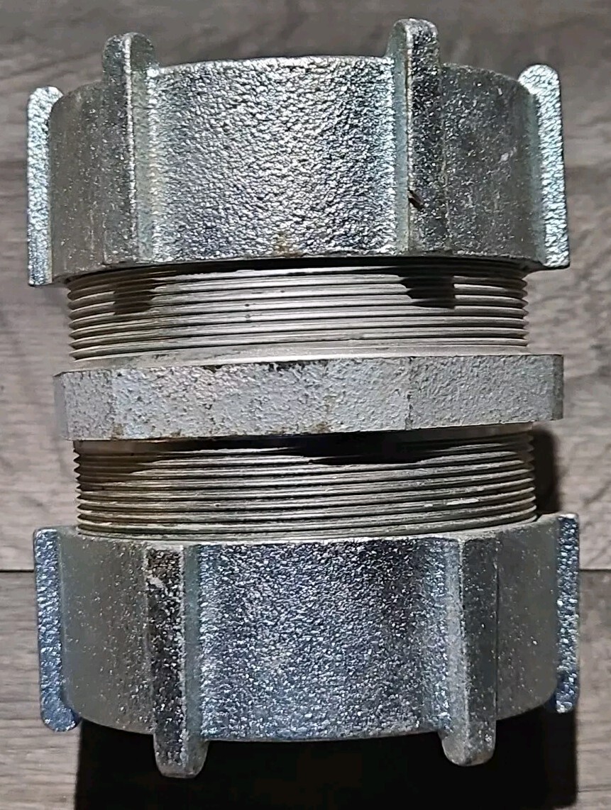 Appleton 6300US 3" Emt Compression Coupling 68785505037 **FAST SHIPPING**
