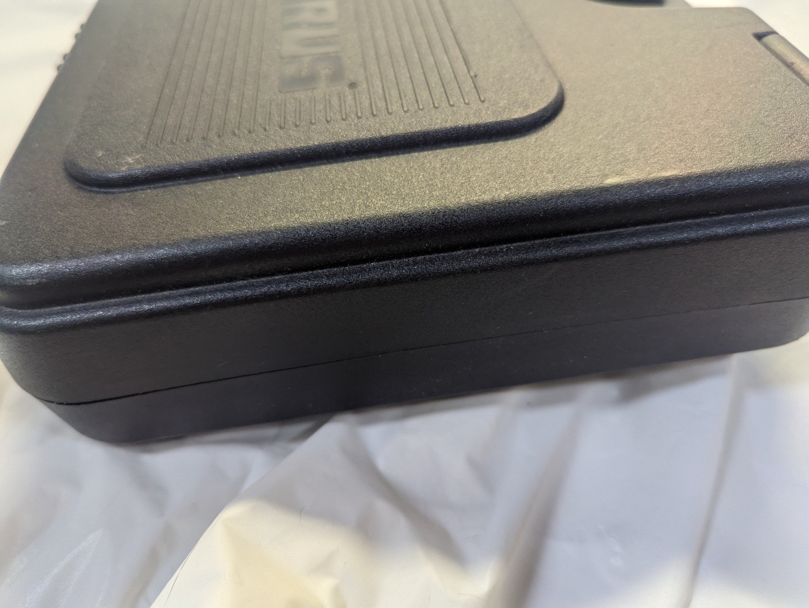 Taurus Factory Box PT809