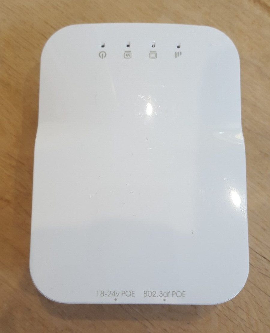 Open Mesh Access Point - OM5P-AN with Power Supply - Used