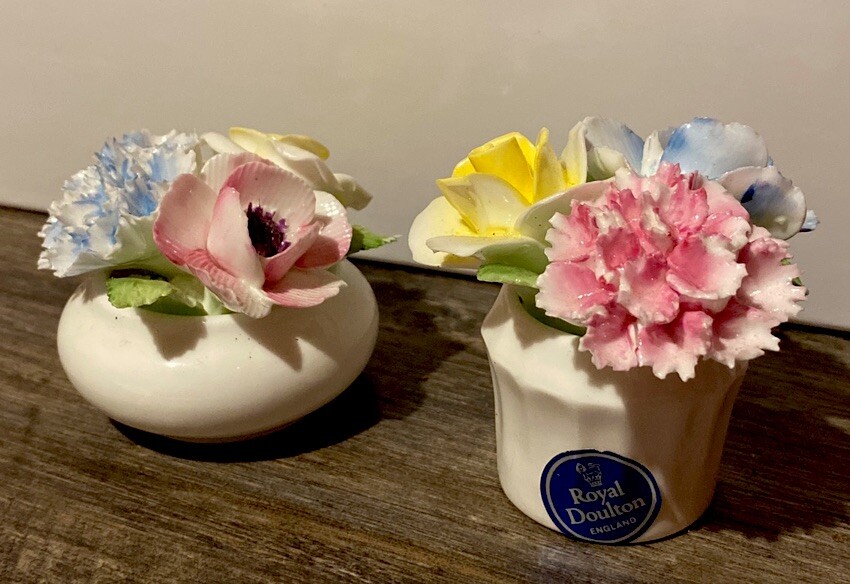 Set Of 2 Royal Doulton Bone China Flowers in Vase Rose Carnation Pansy Figurine