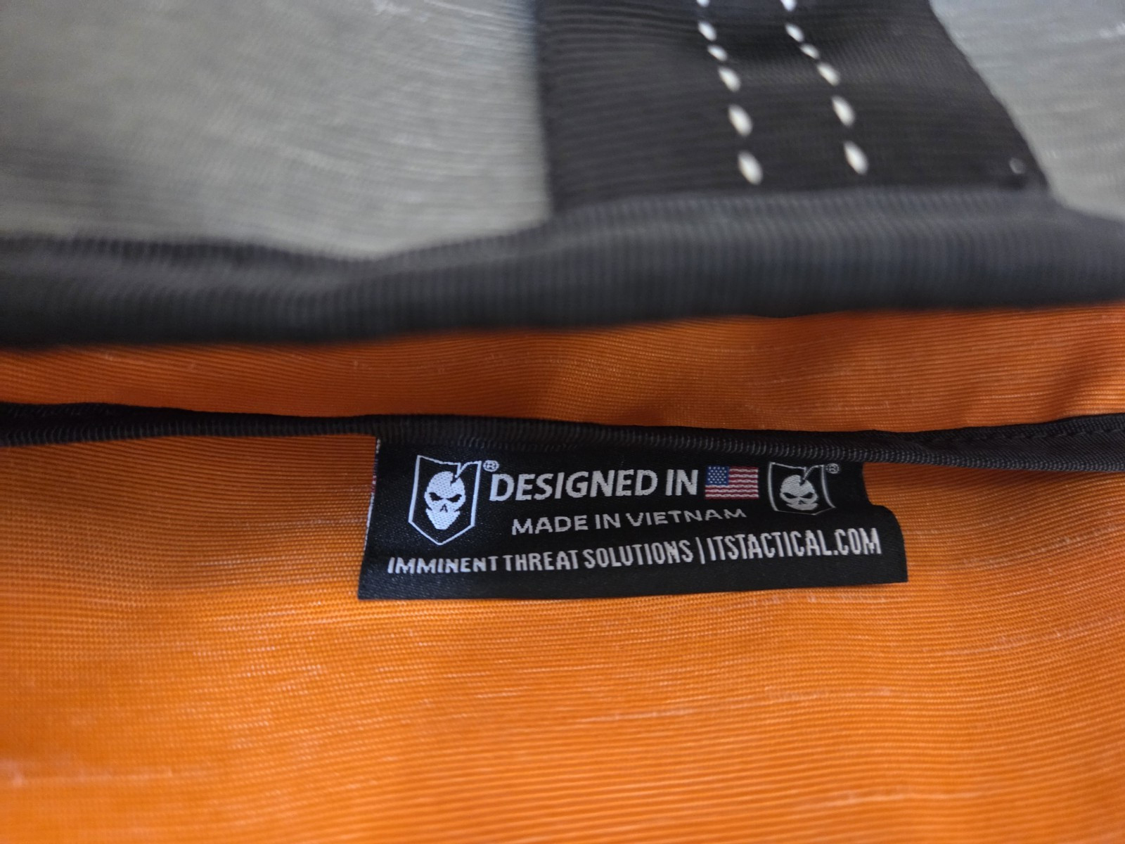 ITS Tactical Discreet Messenger Bag