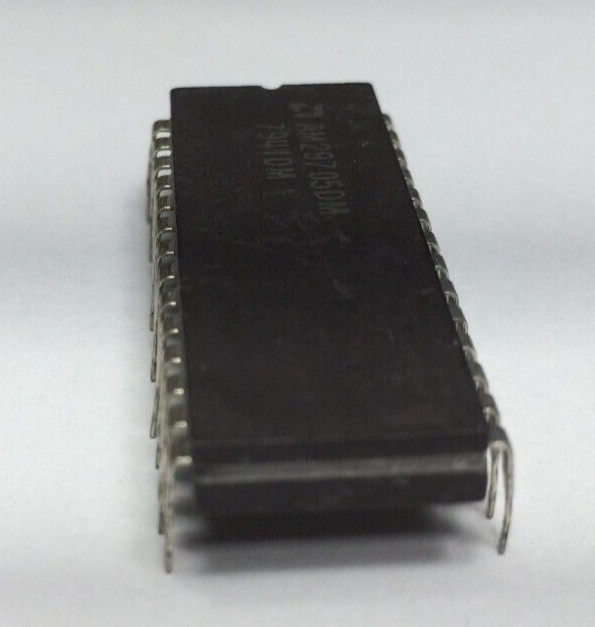 AM29705DM Date Code 1979 Ceramic Integrated Circuit Sandwiched AMD