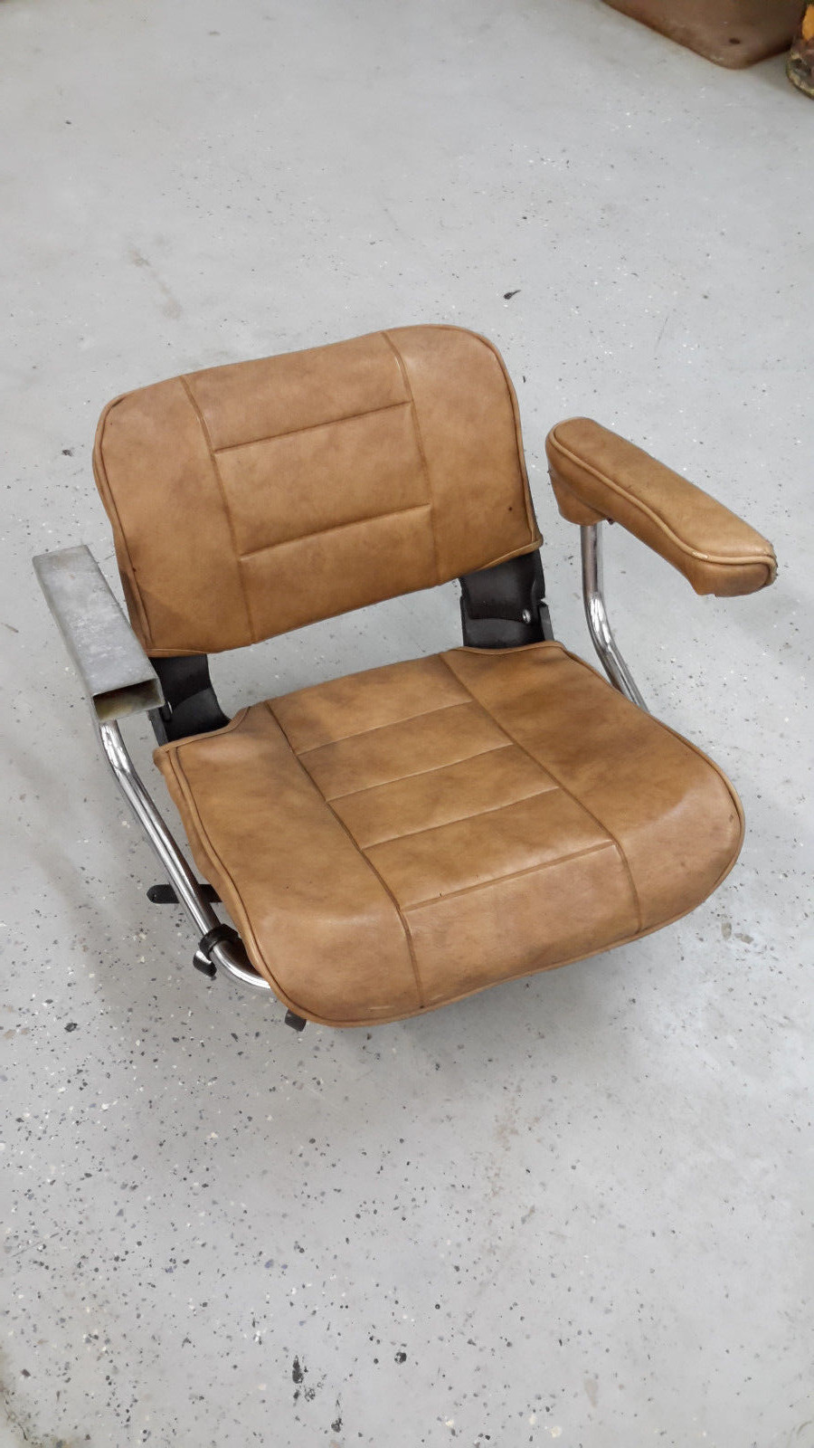 OEM Seat chair Lark leather arm rest Mobility Scooter swivel base mount rascal