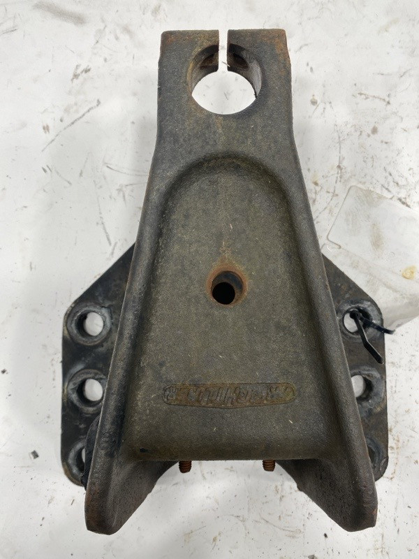 Freightliner MT55 Suspension Bracket 1621454000 (641-12676)