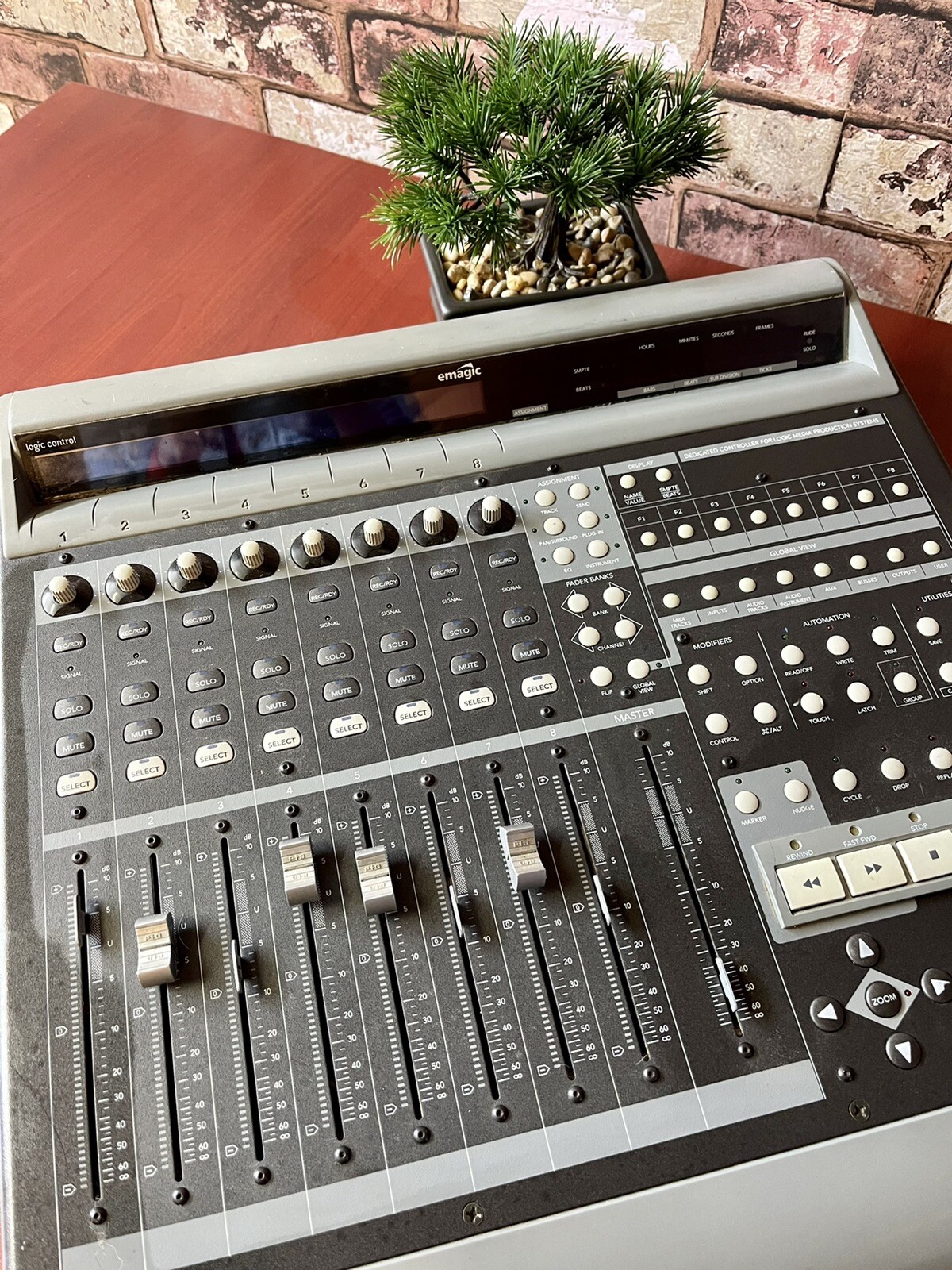 Emagic Mackie Logic Control No Charger MIDI Interface