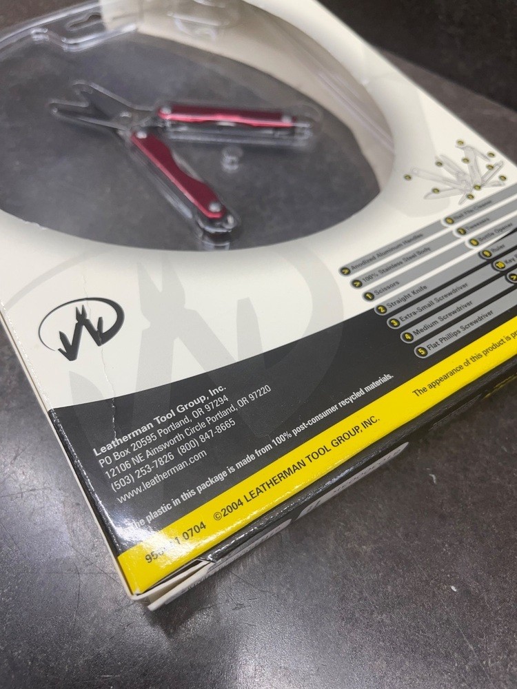 LEATHERMAN SQUIRT S4 - (81030003K) RED 2004 MULTI TOOL