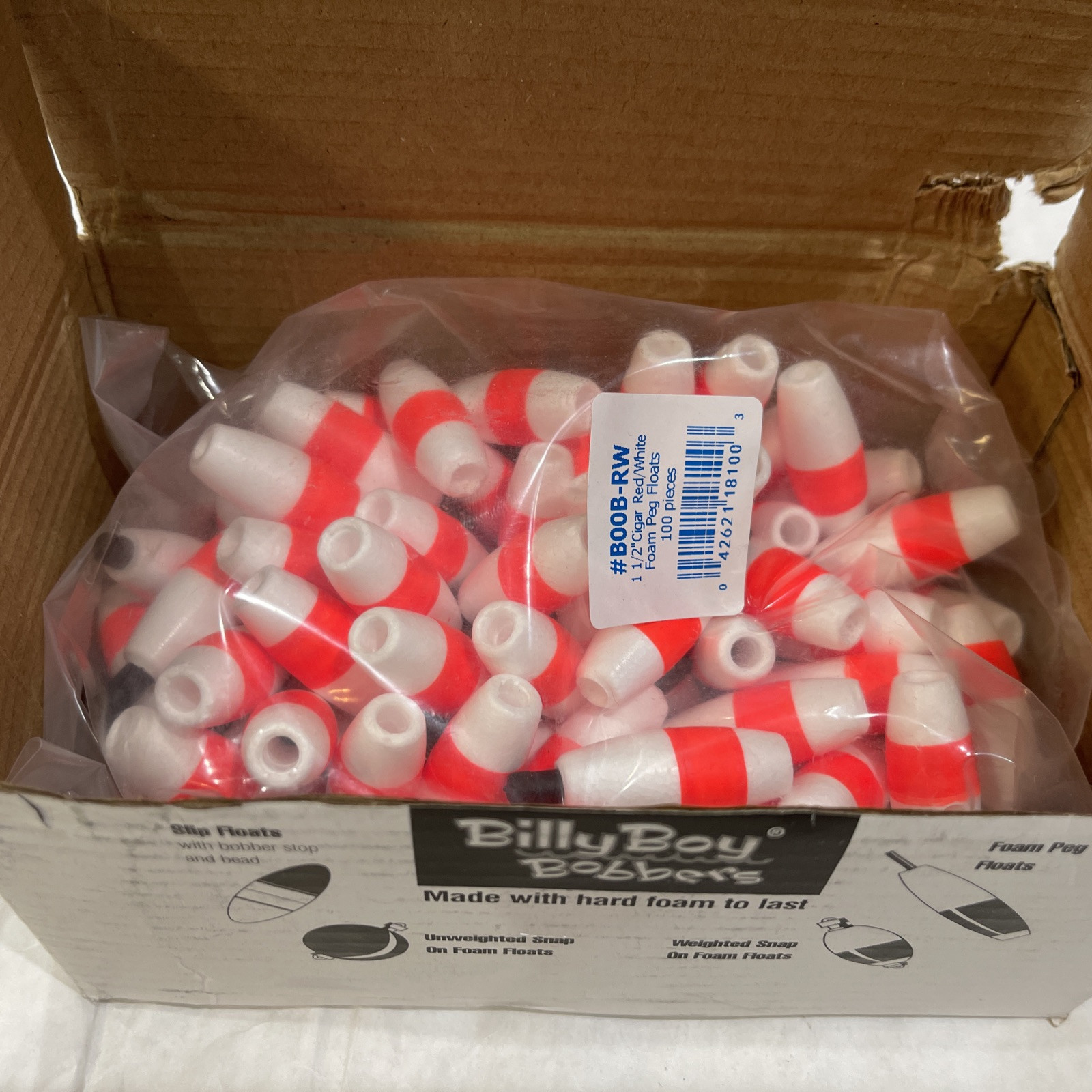 Betts B00B-RW 1 1/2" Red And White Cigar Float With Pegs Bag of 100 Fishing NEW