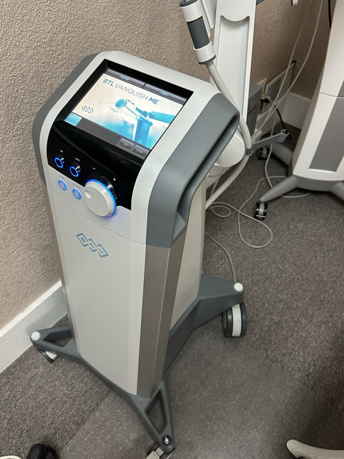 BTL Vanquish ME Radio Frequency  Permanent Fat Reduction