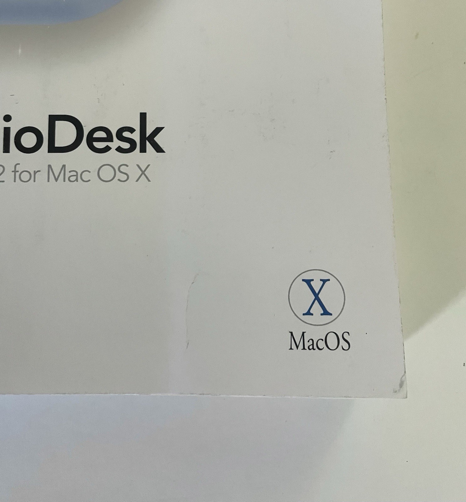 Audio Desk Version 2 for Mac OS X Motu User Guide Paperback Book