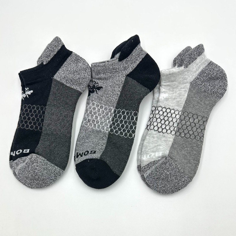 NWT 3 pairs Bombas Women's Originals Cushion Ankle socks Size Med 3 Colors Mix
