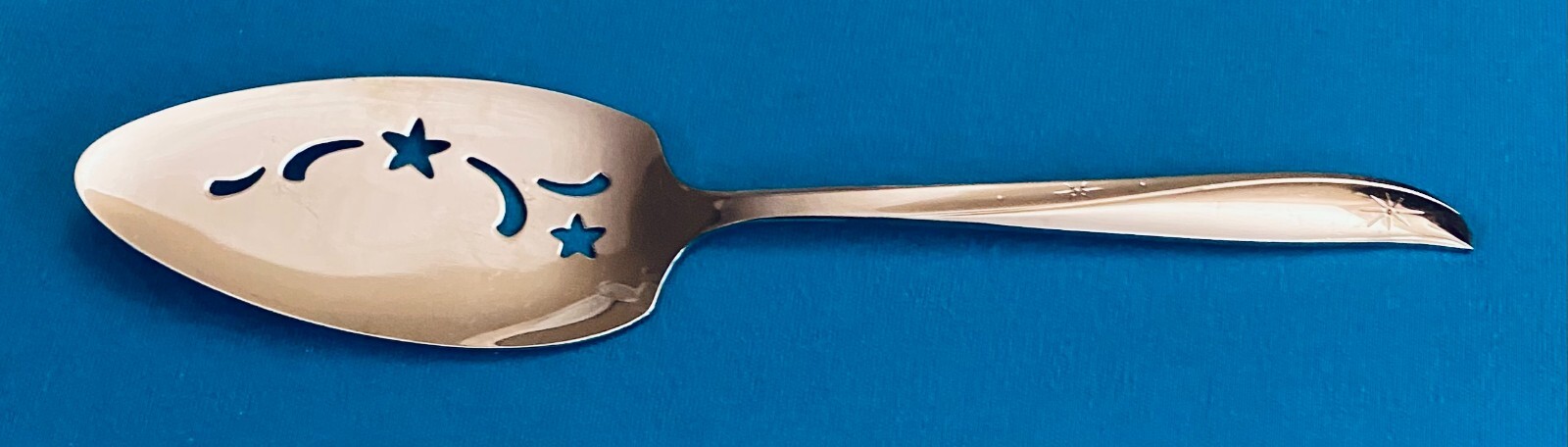 Oneida TWIN STAR Pierced Pie Cake Server 9 1/2" Stainless Flatware Community
